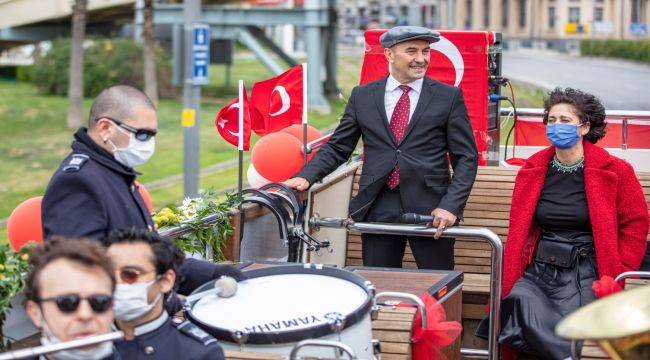 İzmir 23 Nisan'da tek yürek oldu