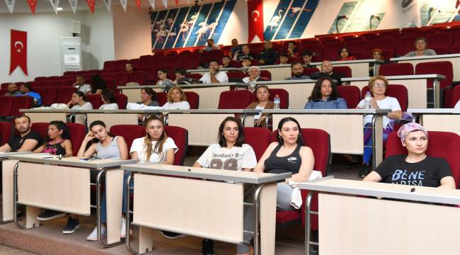 Çiğlili Sporseverler Sağlıklı Beslenme Seminerinde Buluştu